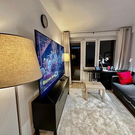 Decor 3 Metro Fast Wifi 1Gbs 80'Tv Hbo Disney Appletv Varsóvia Exterior foto